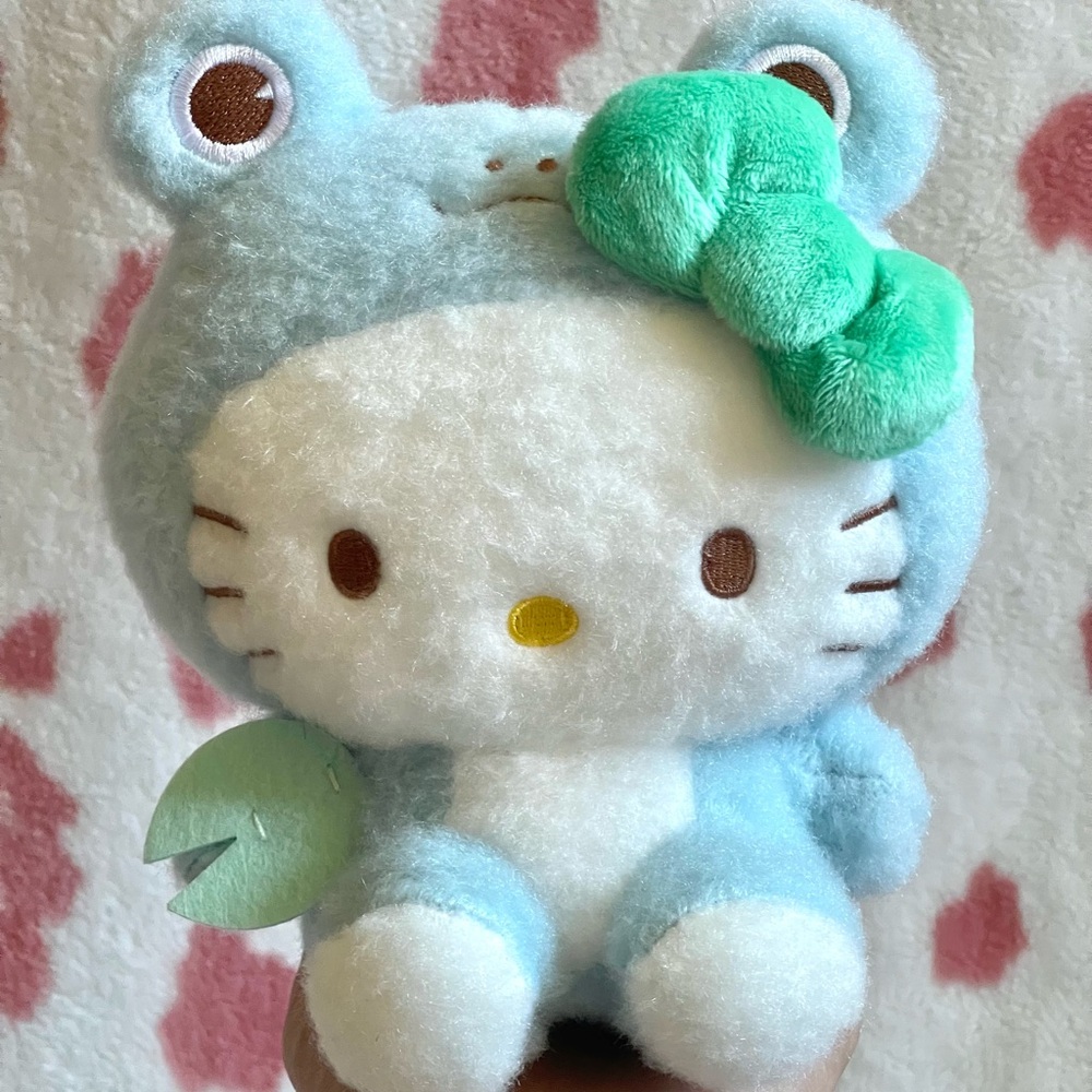 Hello Kitty Froggy Plushie! (7inch) - Blue